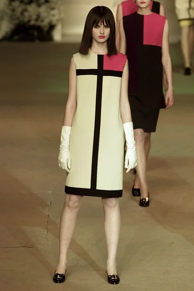 Look 32
